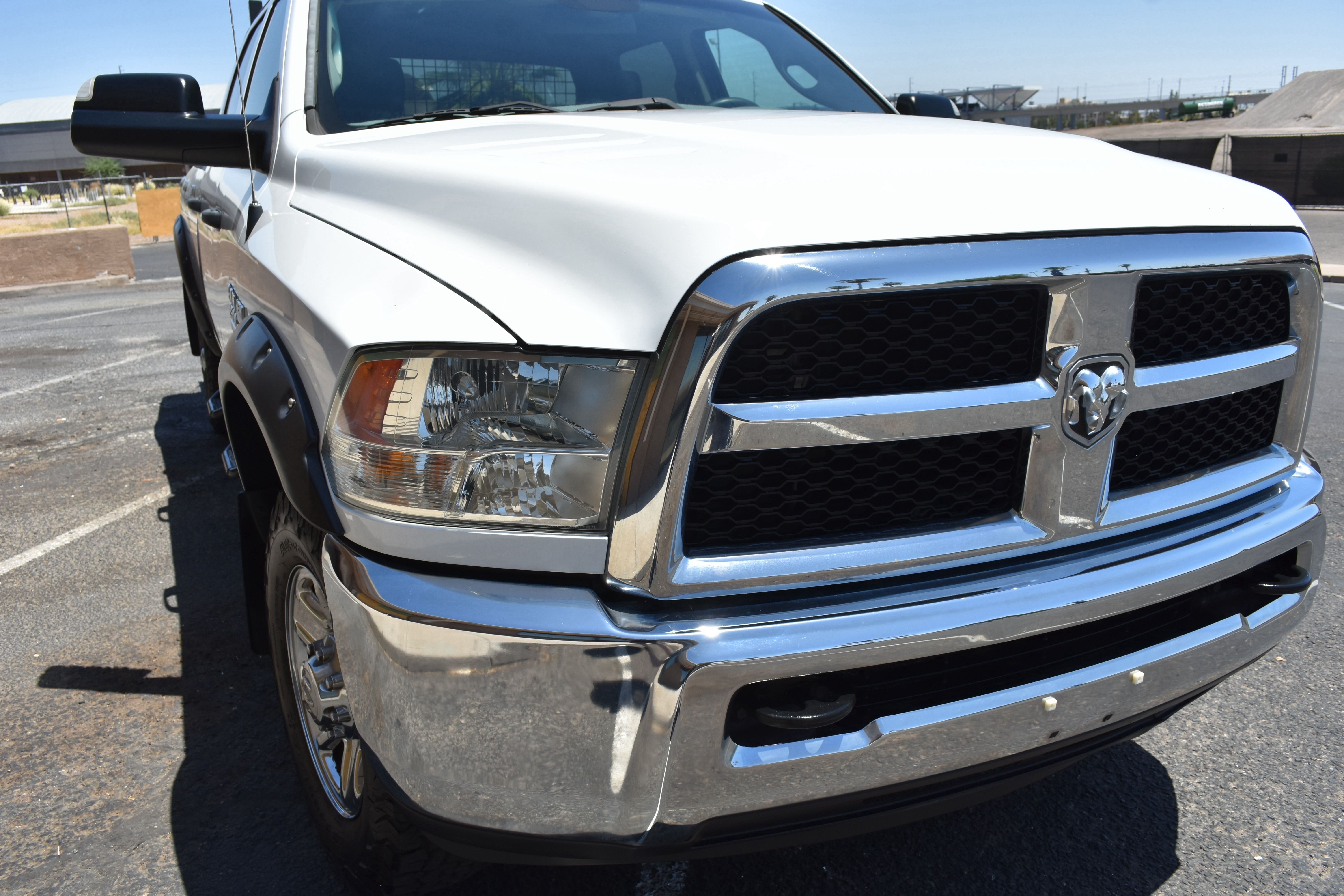 Used 2016 RAM 2500 Tradesman w/ Chrome Appearance Group AWD/4WD image 4