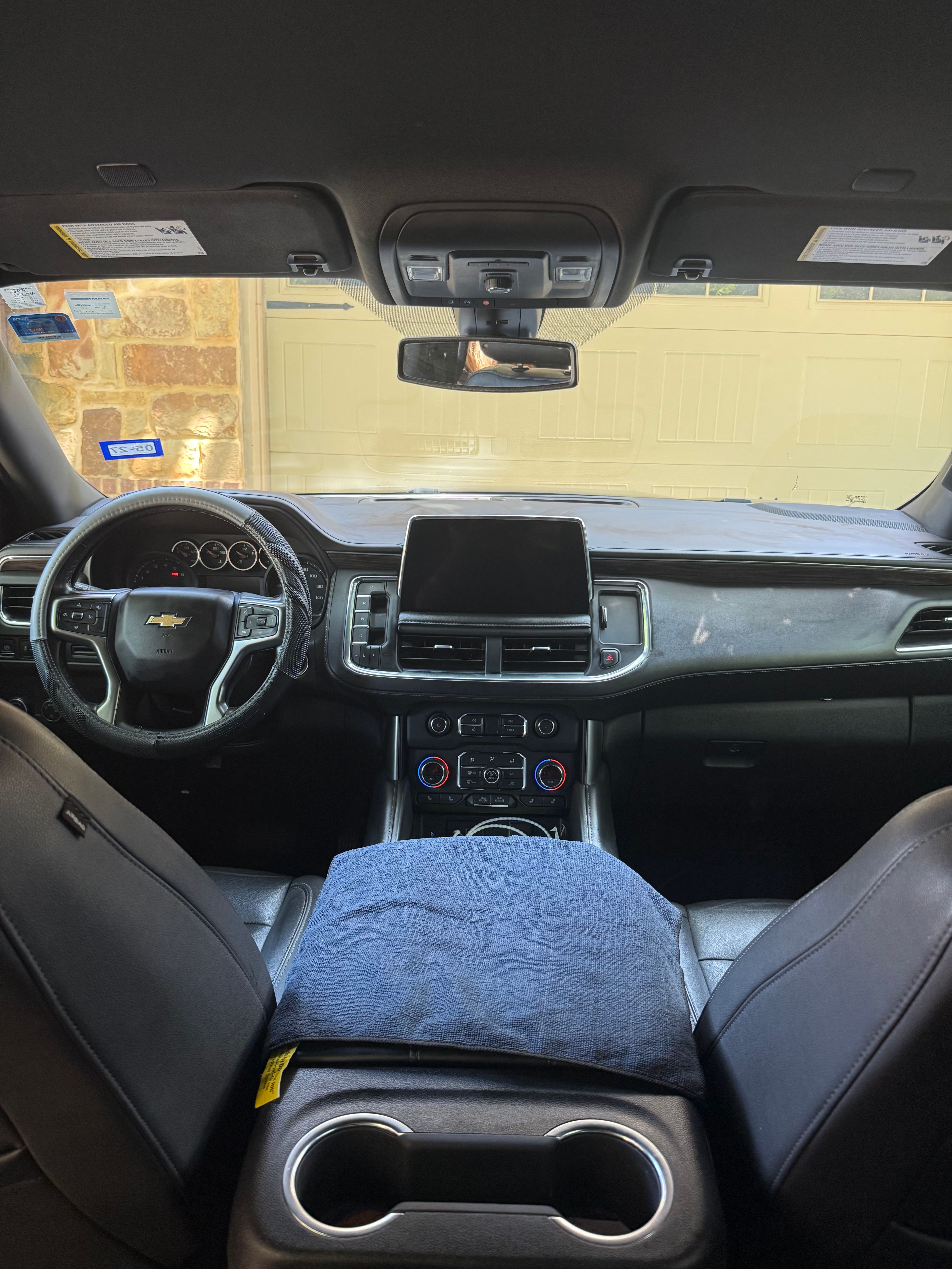 Used 2021 Chevrolet Suburban LT RWD image 13
