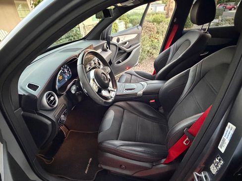 Used 2022 Mercedes-Benz GLC 43 AMG 4MATIC image 6