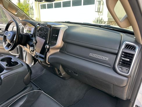 Used 2020 RAM 1500 Laramie image 27