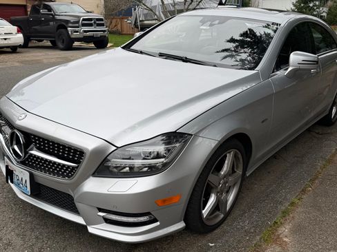 Used 2012 Mercedes-Benz CLS 550 4MATIC image 9