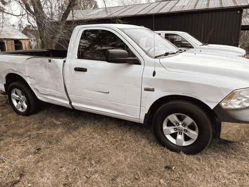 Used 2016 RAM 1500 Tradesman w/ Power & Remote Entry Group image 6