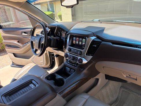 Used 2016 Chevrolet Tahoe LT w/ Luxury Package AWD/4WD image 21