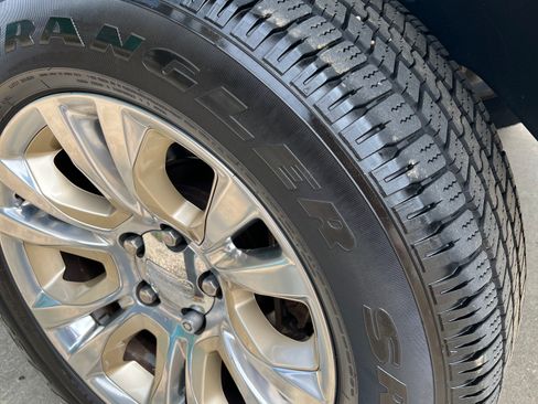 Used 2016 RAM 1500 Laramie Longhorn w/ Convenience Group image 22