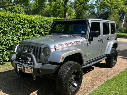 Used 2016 Jeep Wrangler Unlimited Rubicon w/ Connectivity Group