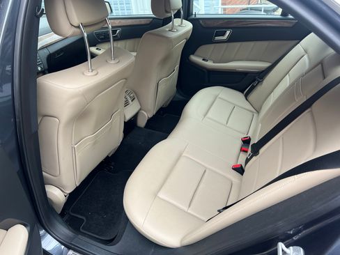 Used 2013 Mercedes-Benz E 350 Sedan image 6