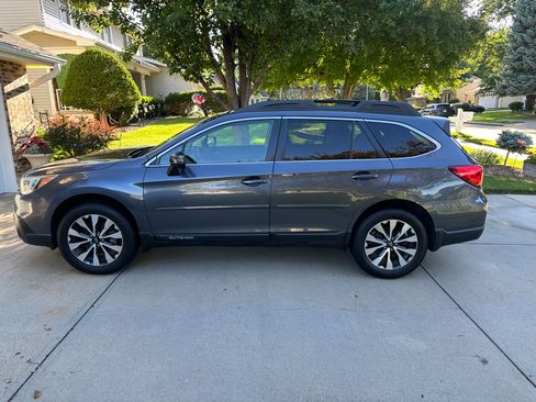 Used 2016 Subaru Outback 2.5i Limited w/ Popular Package #4 AWD/4WD image 13