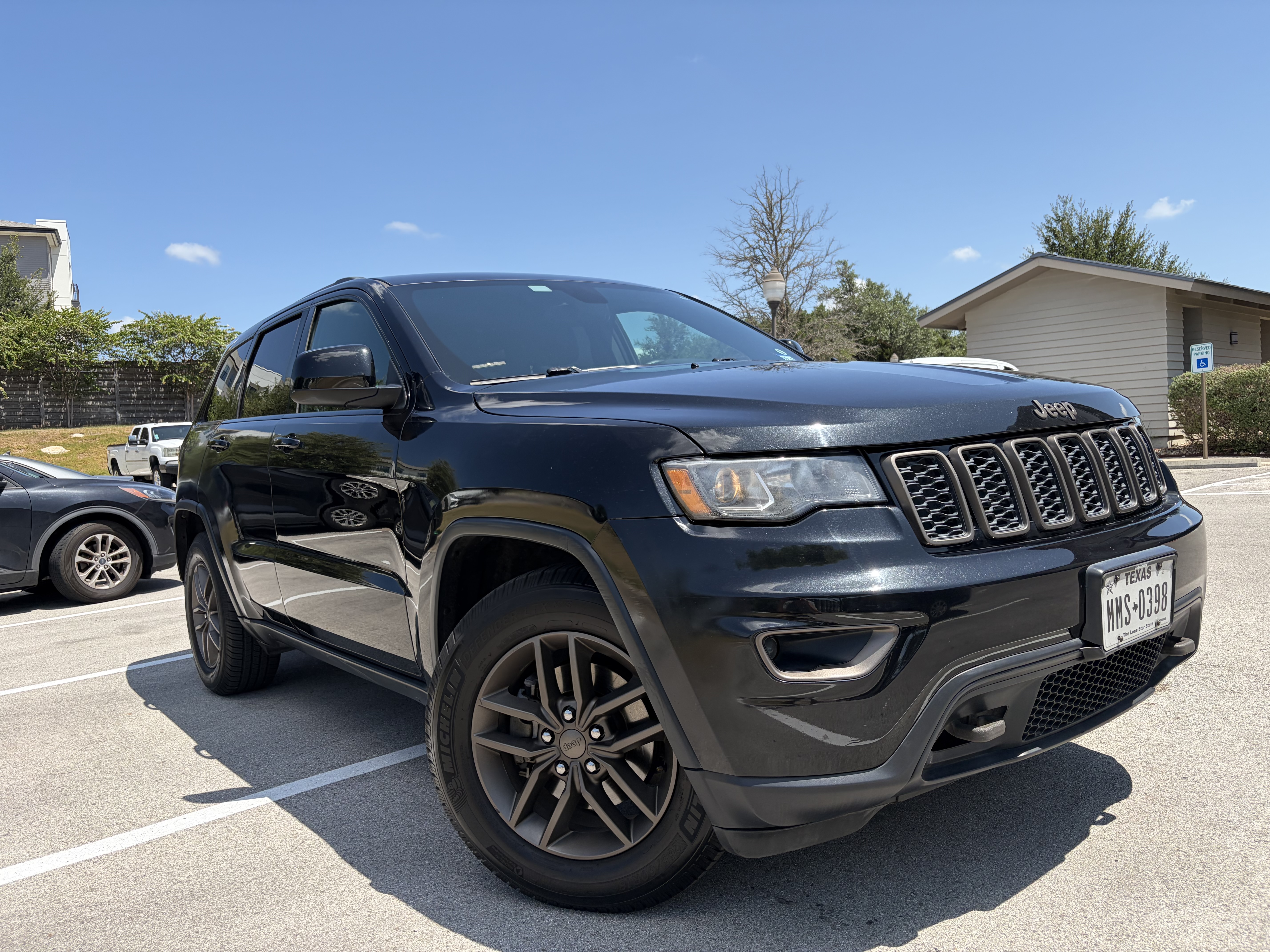 Used 2016 Jeep Grand Cherokee Laredo 75th Anniversary RWD image 2