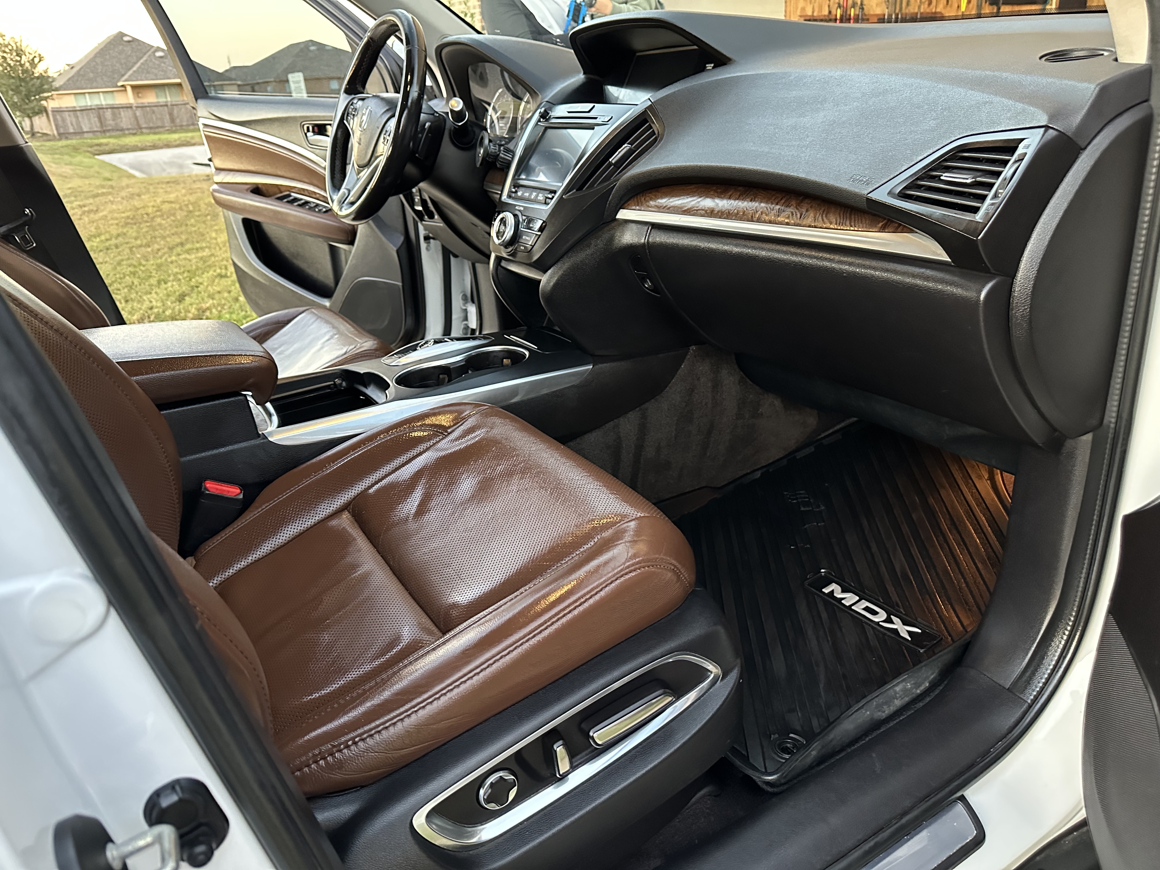 Used 2020 Acura MDX w/ Technology Package FWD image 14