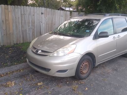 Used 2007 Toyota Sienna LE