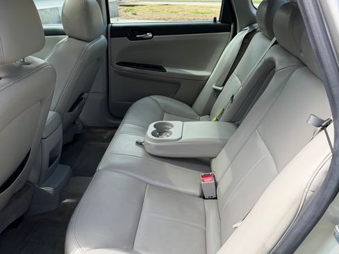 Used 2008 Chevrolet Impala LT FWD image 5
