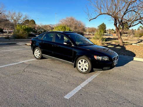 Used 2007 Volvo S40 2.4i image 4