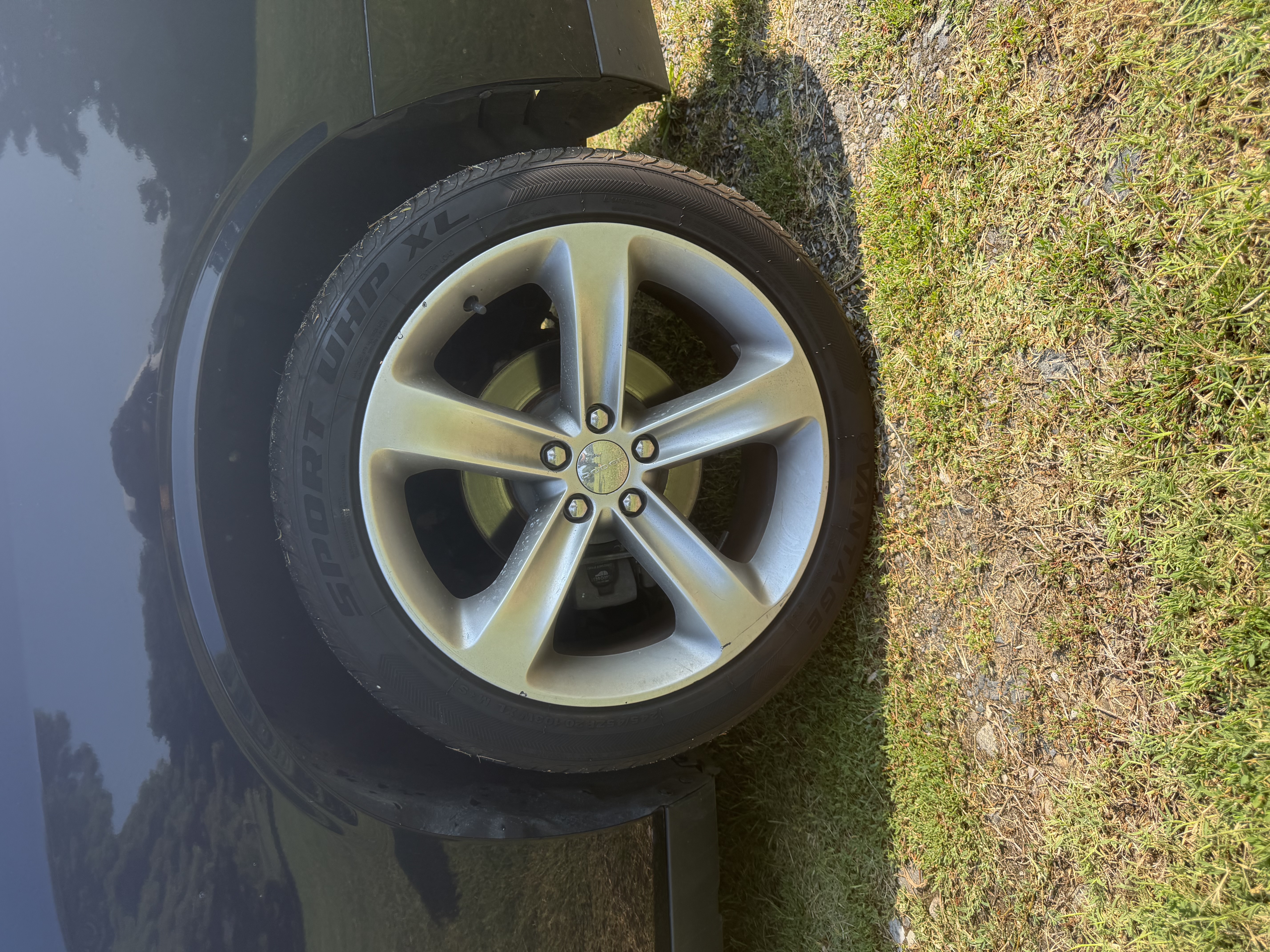 Used 2018 Dodge Challenger R/T RWD image 14