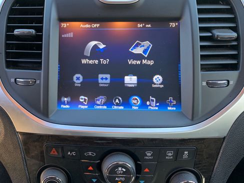 Used 2014 Chrysler 300 C w/ Beats Audio Group image 9