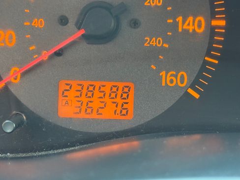 Used 2003 INFINITI G35 Sedan w/ Premium Pkg image 10