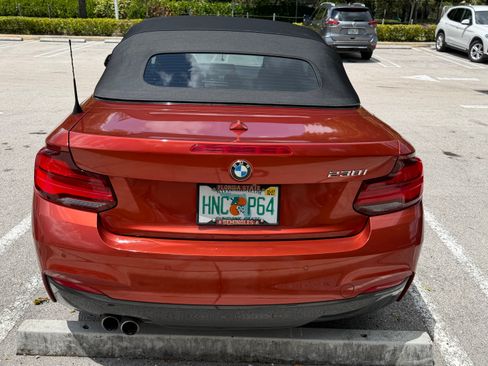 Used 2021 BMW 230i Convertible w/ M Sport Package RWD image 8