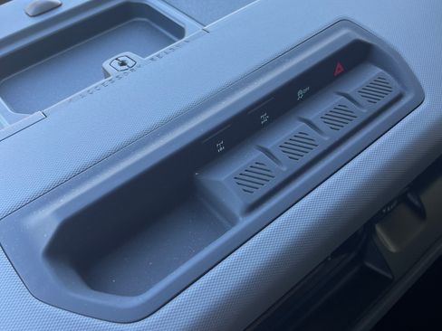 Used 2022 Ford Bronco Black Diamond image 32