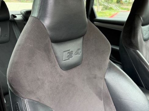 Used 2011 Audi S4 Premium Plus image 24