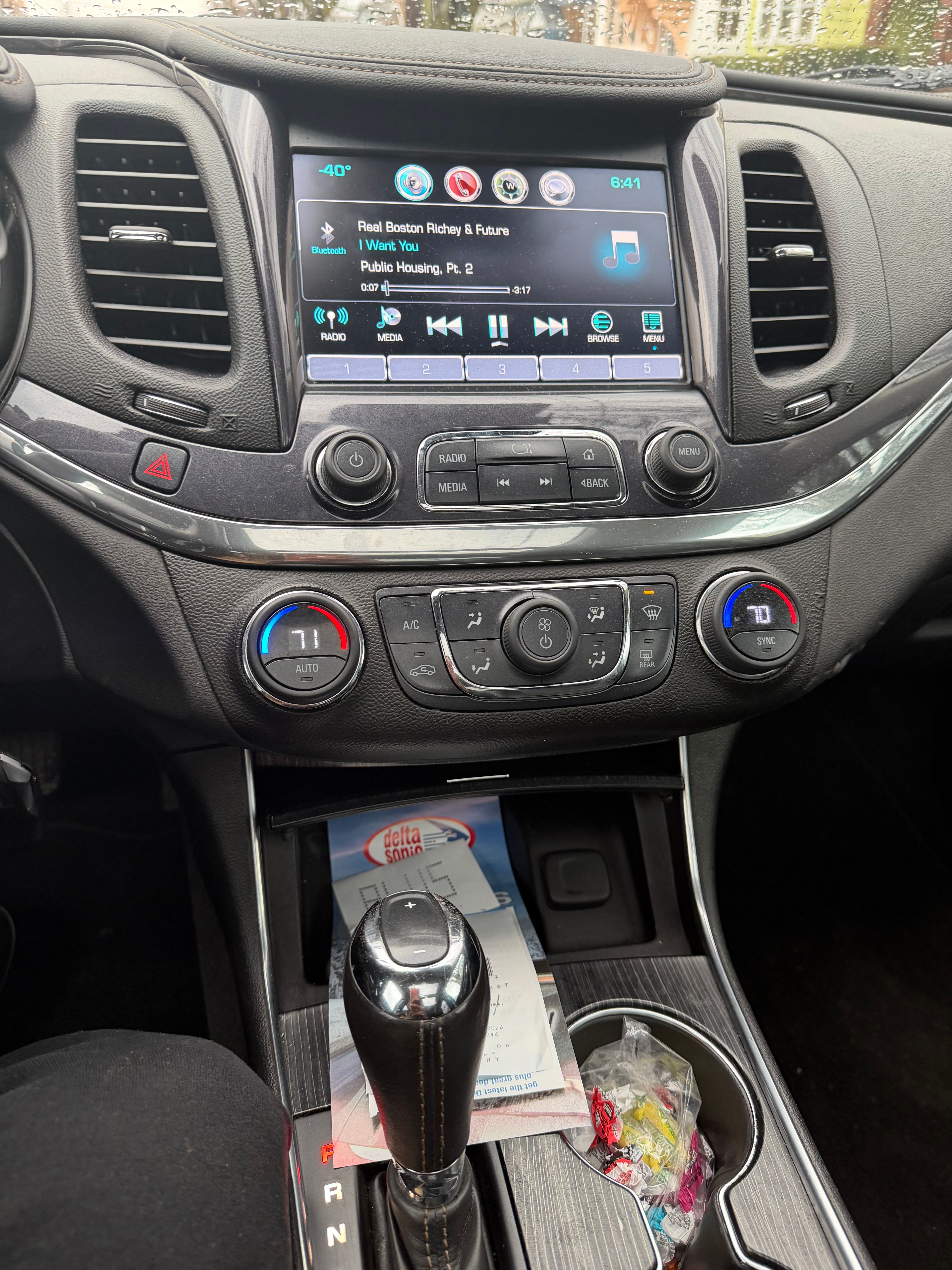 Used 2017 Chevrolet Impala LT w/ Convenience Package FWD image 6