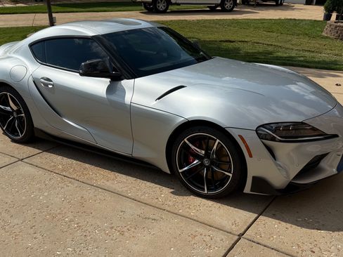 Used 2021 Toyota Supra Premium w/ Driver Assist Package RWD image 2