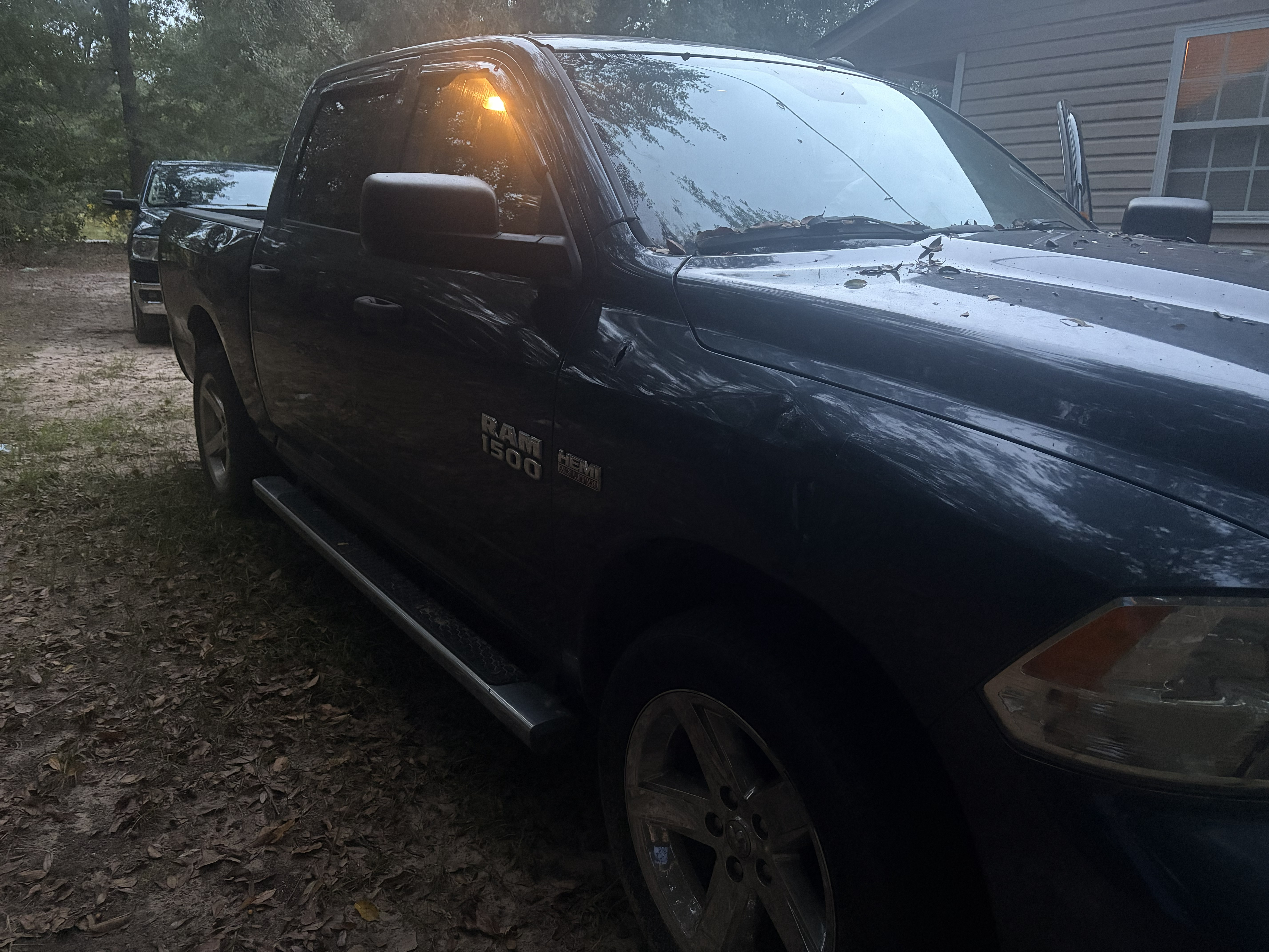 Used 2016 RAM 1500 Express AWD/4WD image 6