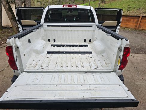 Used 2020 Toyota Tundra Limited w/ Limited Premium Package image 17