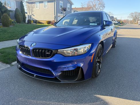 Used 2018 BMW M3 CS w/ Executive Package image 1