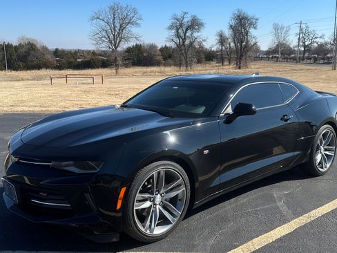 Used 2016 Chevrolet Camaro LT w/ RS Package image 14