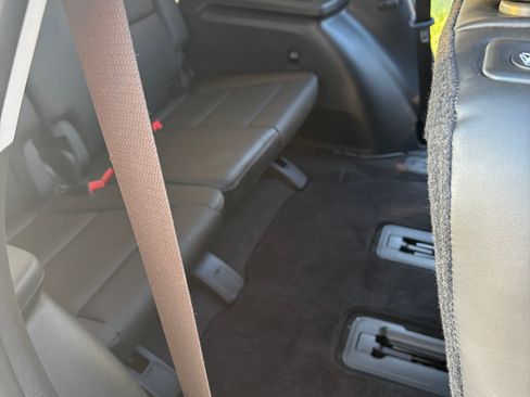 Used 2025 Kia Telluride LX image 26