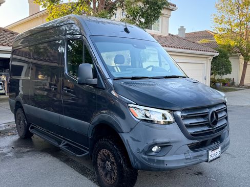 Used 2022 Mercedes-Benz Sprinter 2500 image 15