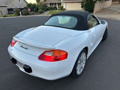 Used 1999 Porsche Boxster RWD image 19