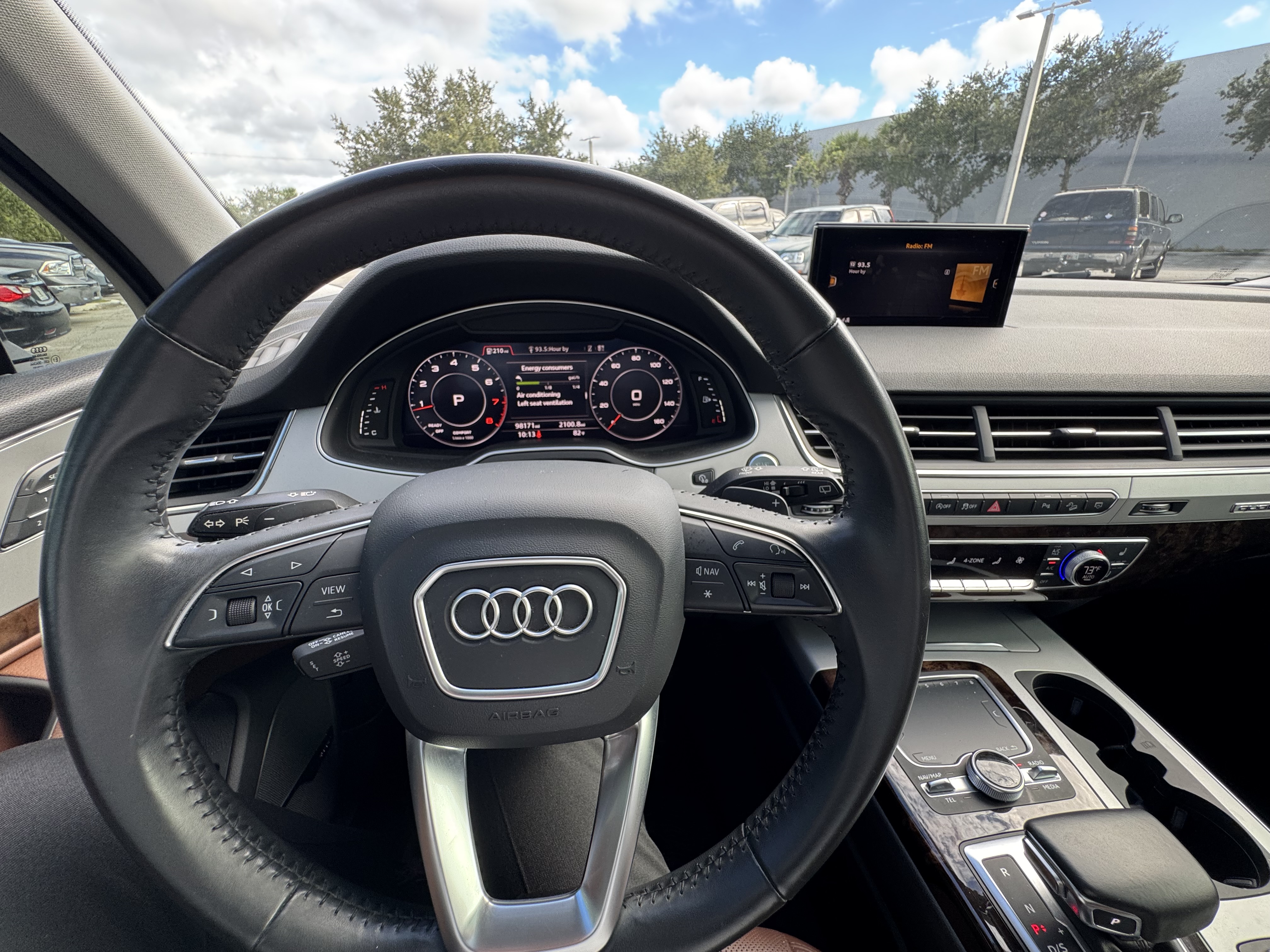 Used 2018 Audi Q7 2.0T Premium Plus w/ Premium Plus Package AWD/4WD image 24