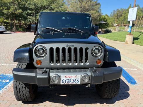 Used 2013 Jeep Wrangler Unlimited Sport image 25