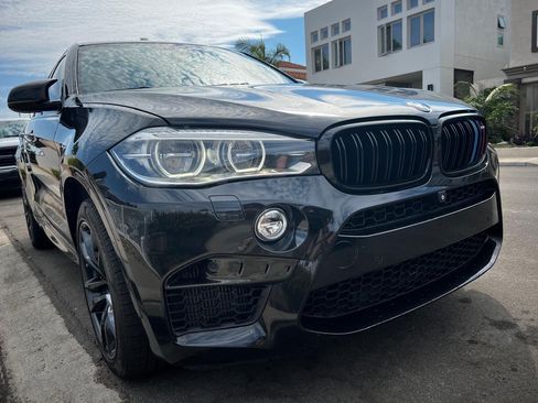 Used 2015 BMW X6 M image 28