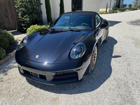 Used 2025 Porsche 911 Carrera image 12