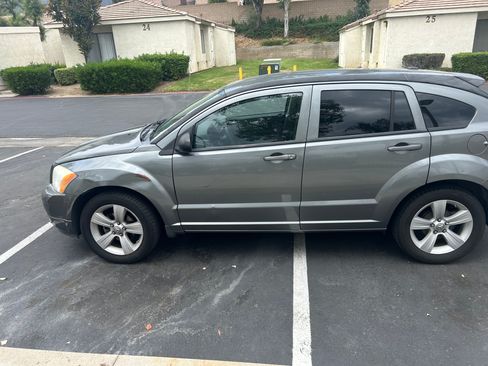 Used 2011 Dodge Caliber Mainstreet FWD image 8