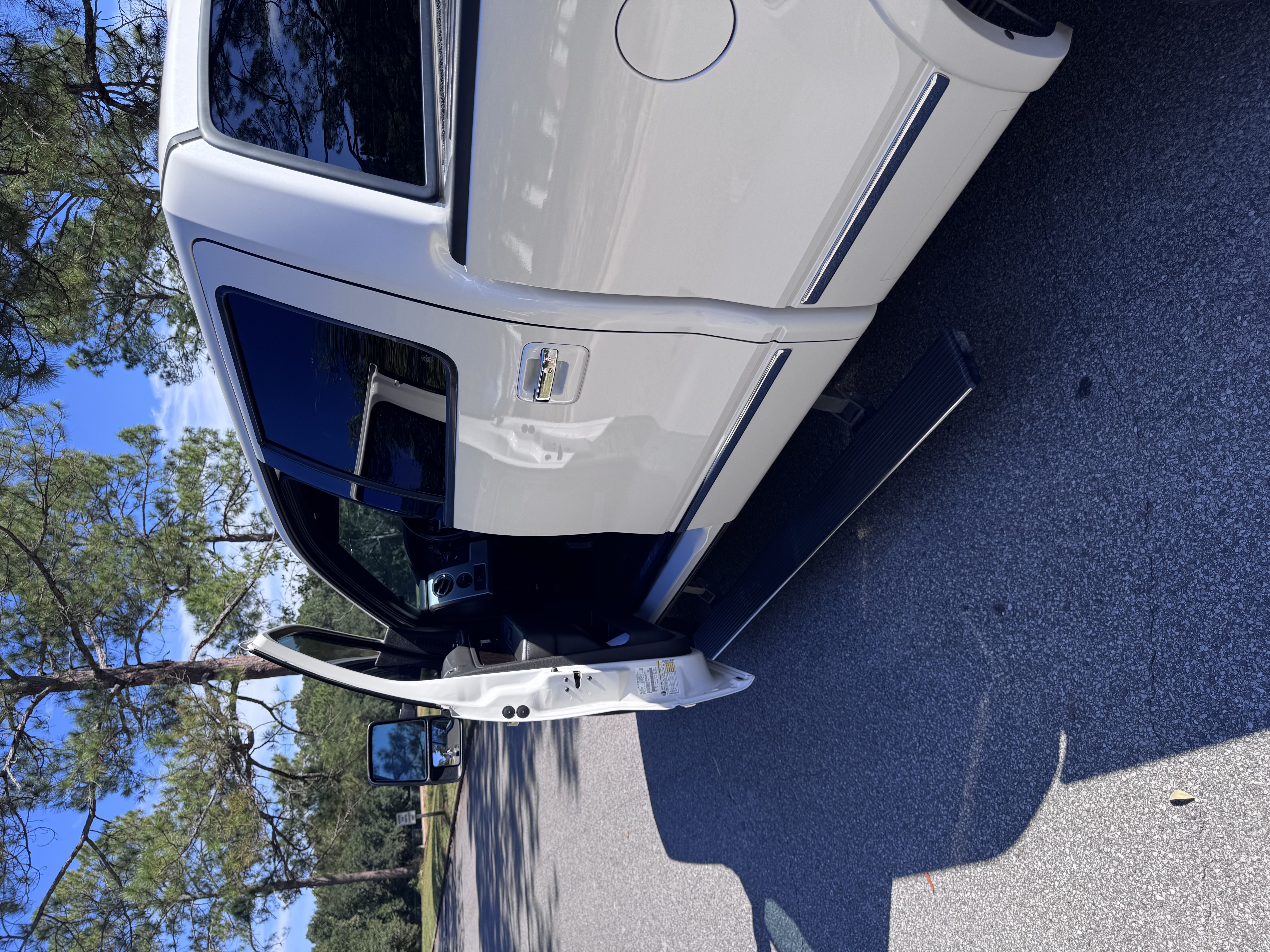 Used 2014 Ford F150 Platinum RWD image 18