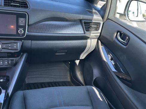 Used 2019 Nissan Leaf SV Plus w/ SV All Weather Package FWD image 17