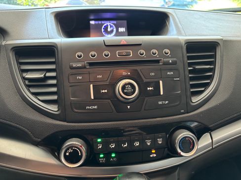Used 2016 Honda CR-V LX image 12
