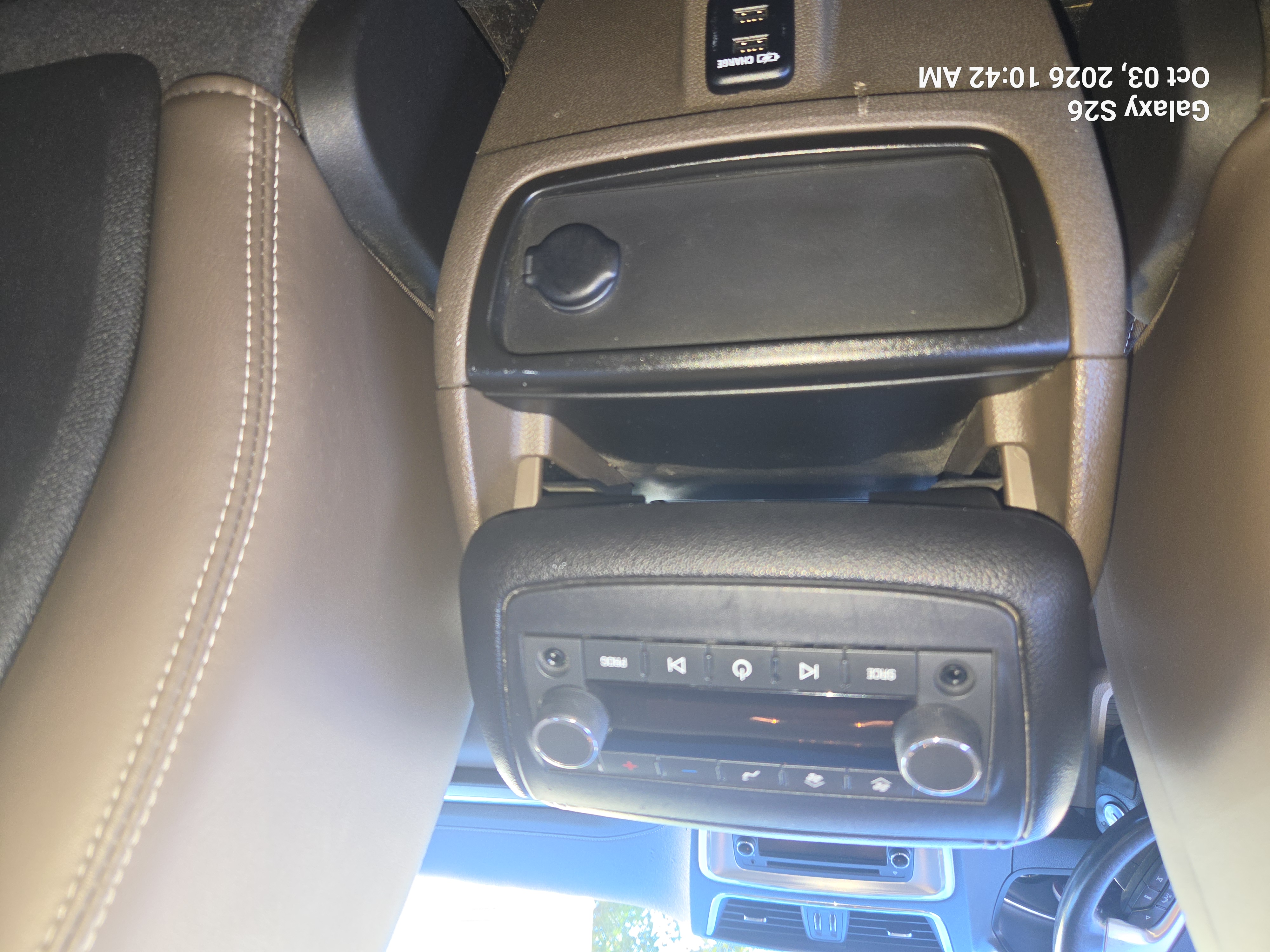 Used 2014 GMC Acadia SLT FWD image 8