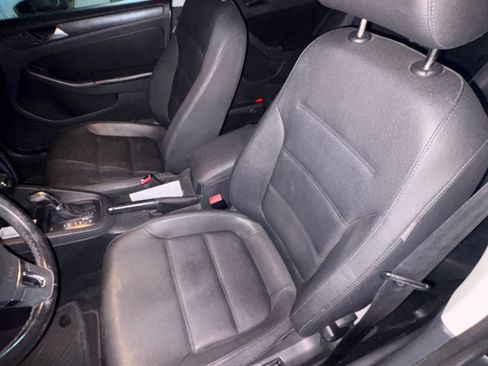 Used 2012 Volkswagen Jetta SE image 6