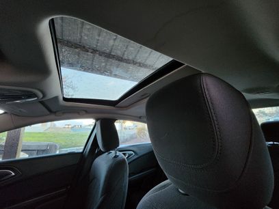 Used 2015 Chrysler 200 Limited w/ Convenience Group