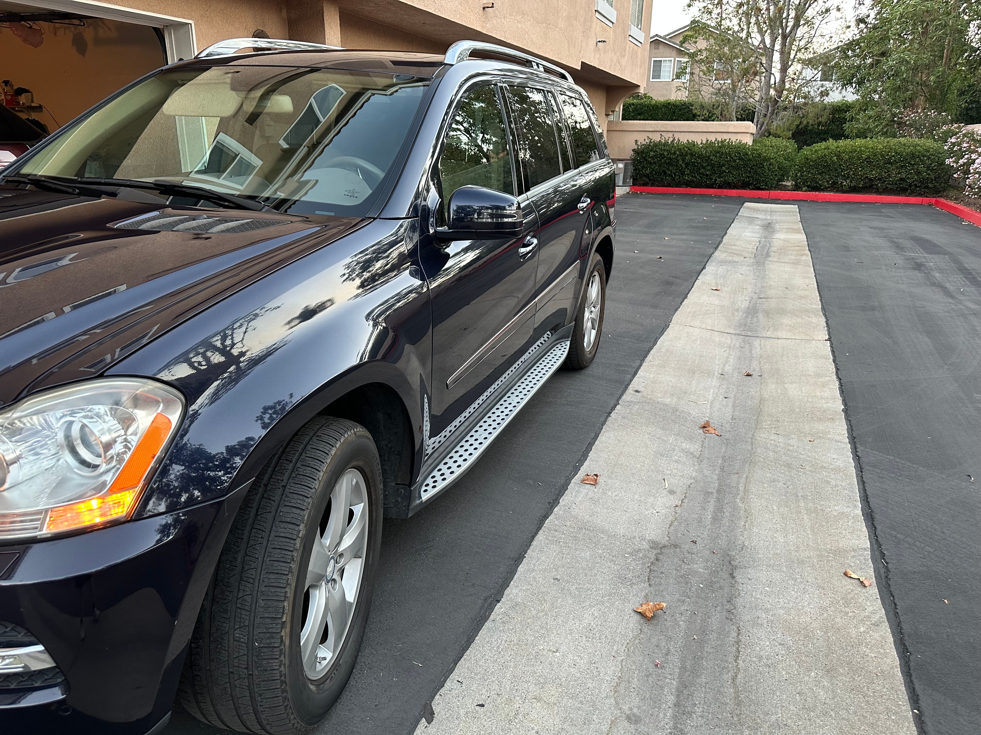 Used 2012 Mercedes-Benz GL 450 4MATIC image 10