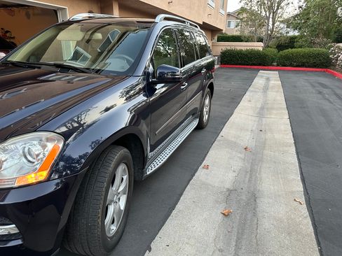 Used 2012 Mercedes-Benz GL 450 4MATIC image 10