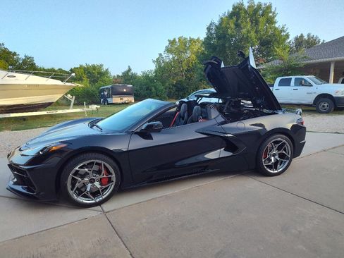 Used 2024 Chevrolet Corvette Stingray Preferred Conv w/ Z51 Performance Package image 2