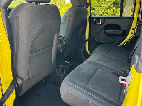 Used 2024 Jeep Wrangler Unlimited Sport AWD/4WD image 20