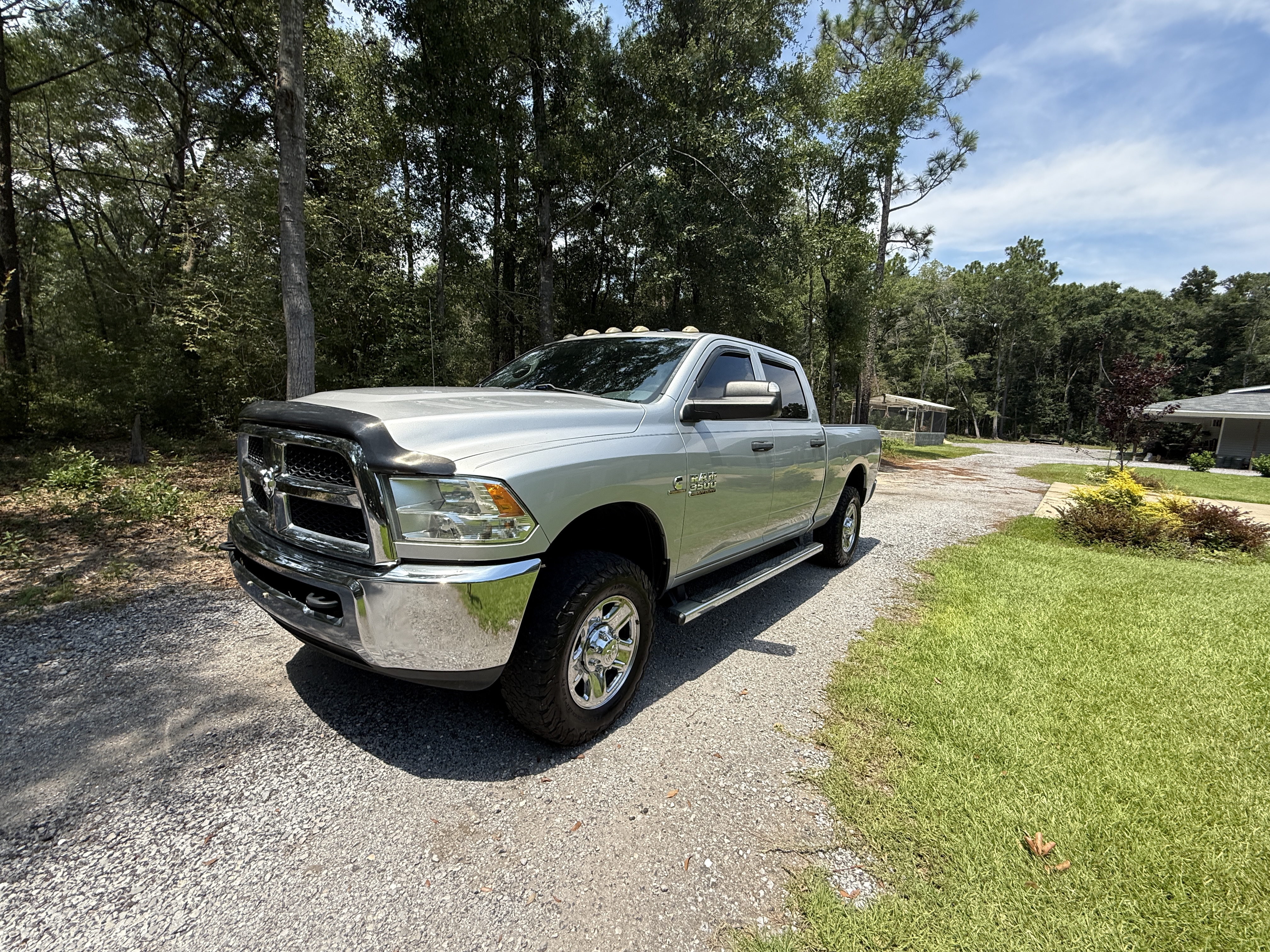 Used 2013 RAM 3500 Tradesman w/ Chrome Appearance Group AWD/4WD image 2
