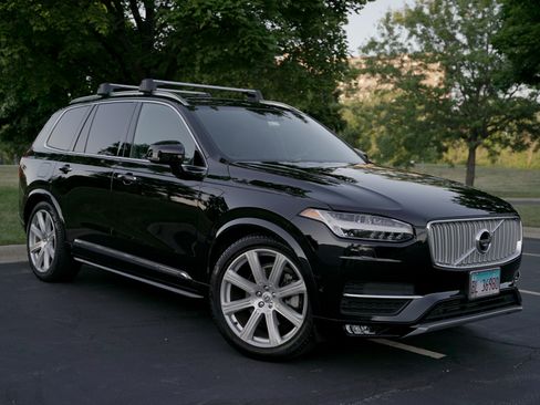 Used 2019 Volvo XC90 T6 Inscription w/ Advanced Package AWD/4WD image 1