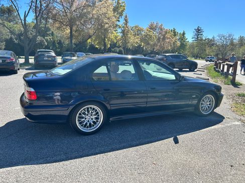 Used 2001 BMW 530i Sedan image 4
