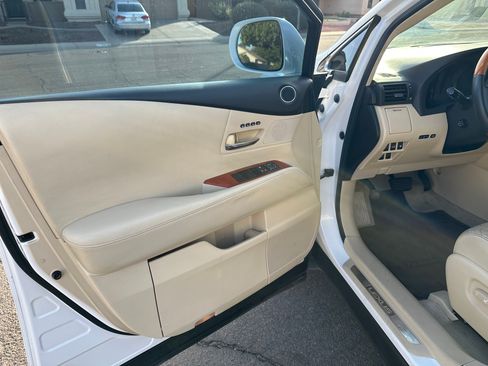 Used 2011 Lexus RX 350 AWD image 24
